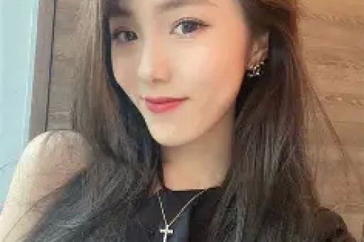 AI生成的千禧年女演员走红TikTok单条视频百万点赞；《纸手机》后又一部催泪AI短片火了 GC热门精选