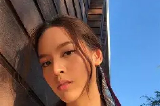 网红巴扎黑离婚这事儿小冠军粉丝蒸发25万巴扎黑涨粉50万歌曲成付费