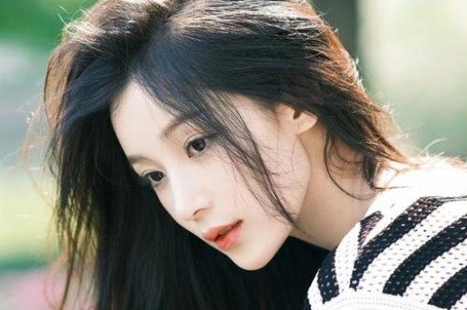 私生女风波还没结束黄一鸣又爆王思聪现女友大瓜：她骗了所有人